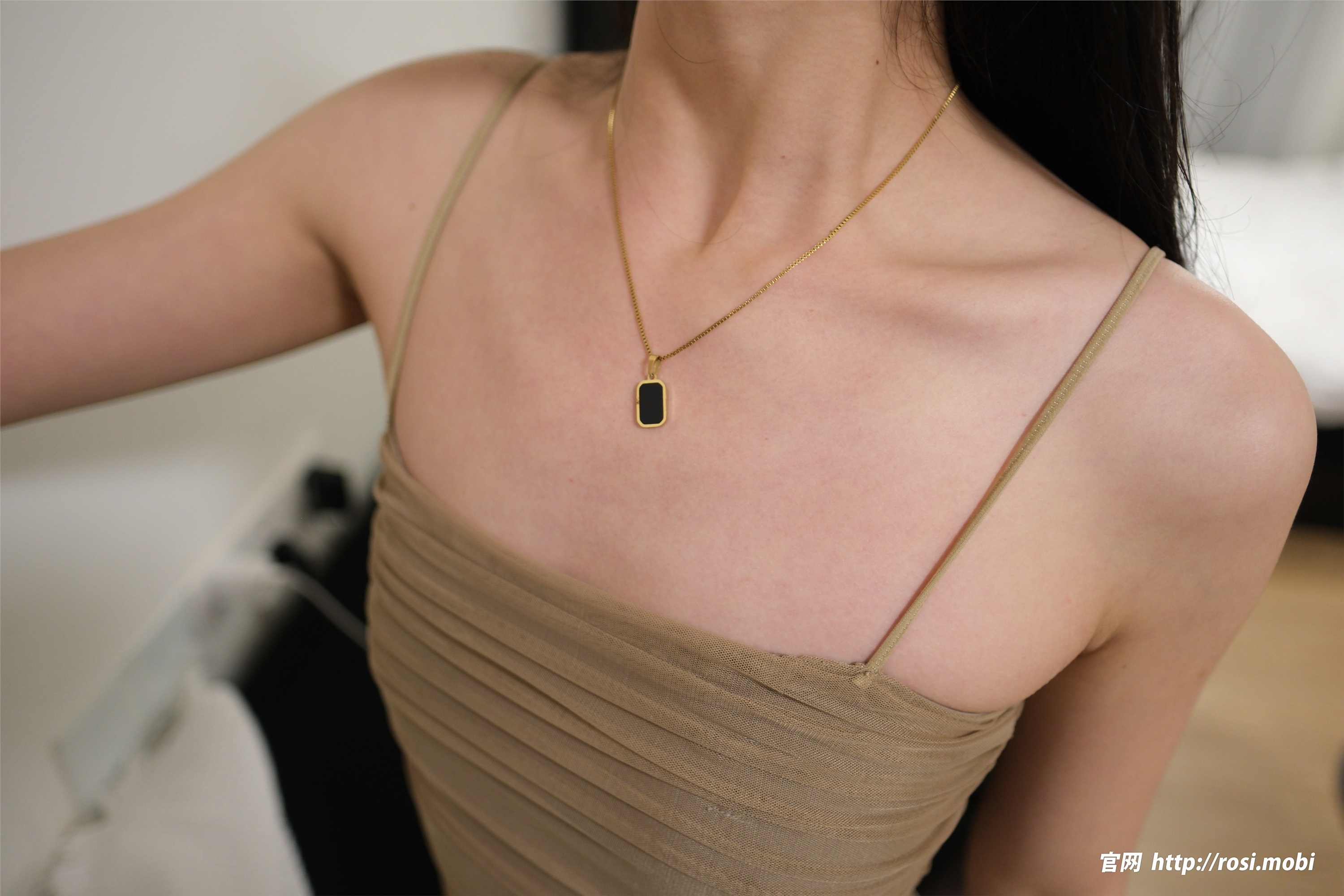 ROSI写真 2025.05.01 NO.4896